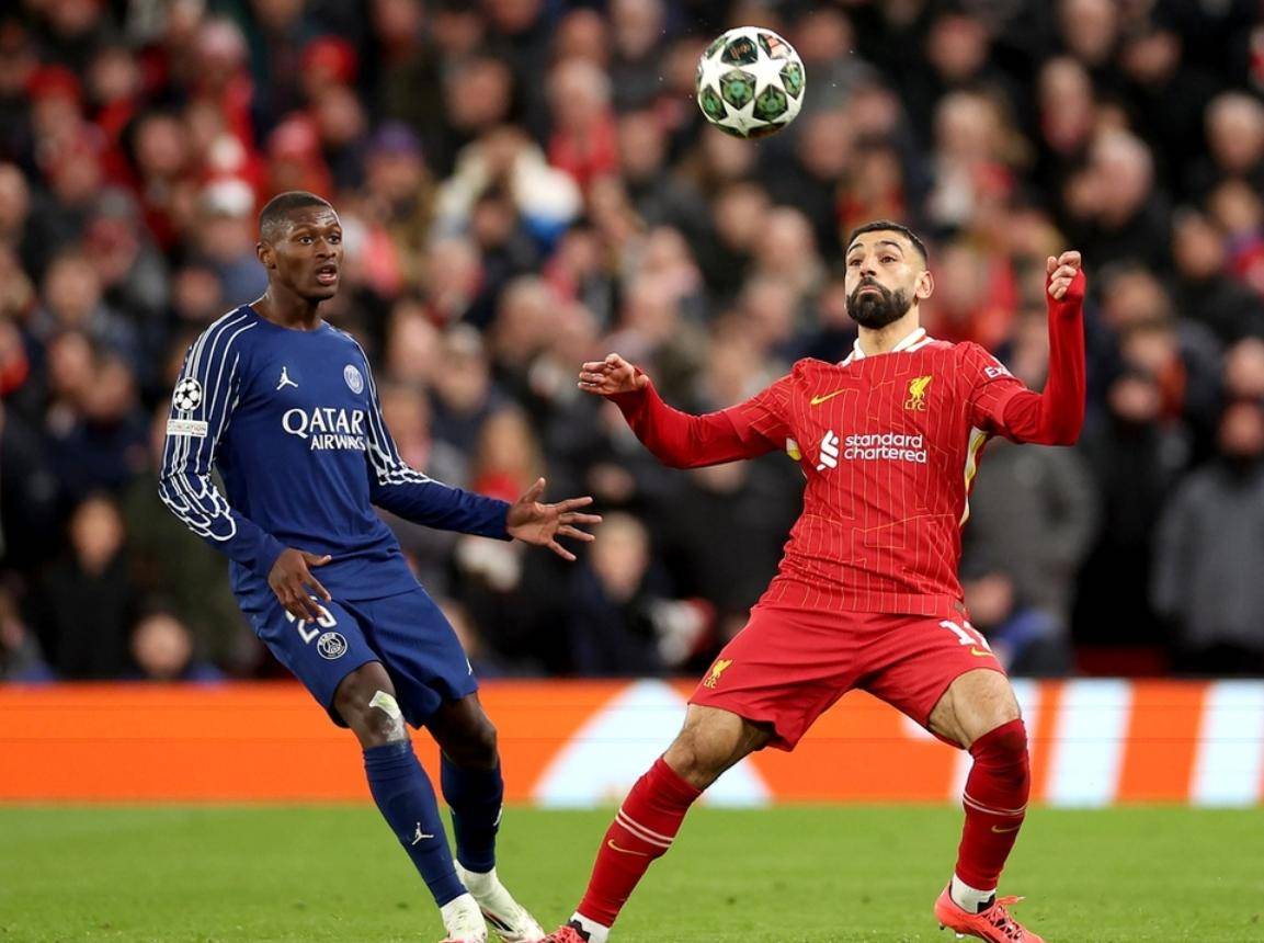 关于萨拉赫重返赛场，爆冷首场状态出色，雄鹿观众沸腾！的信息