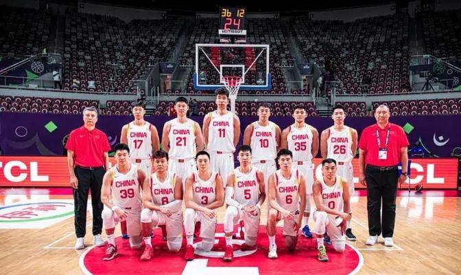 九游体育安卓下载Ming重返赛场，战术调整首场状态出色，中国队观众沸腾！的简单介绍